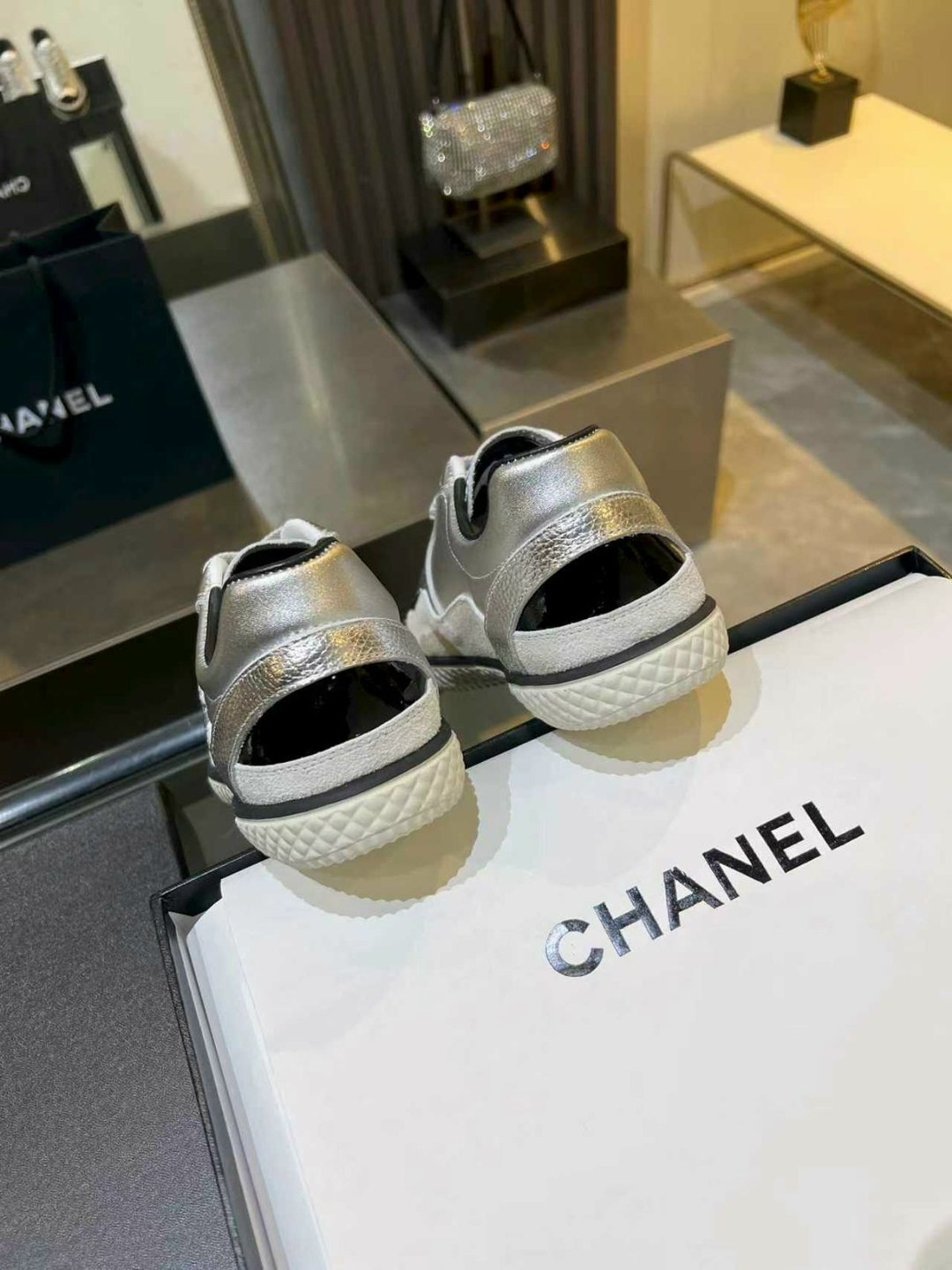 женские кроссовки chanel,кроссовки chanel,,кеды chanel,кеды женские chanel