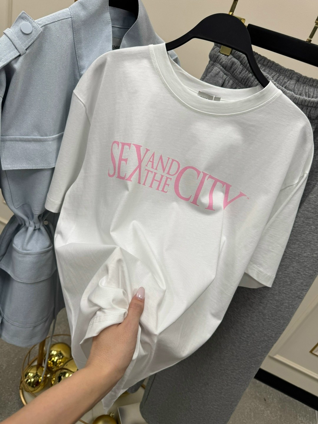 женская футболка,футболка стильная,футболка стиль,футболка,женская футболка белая