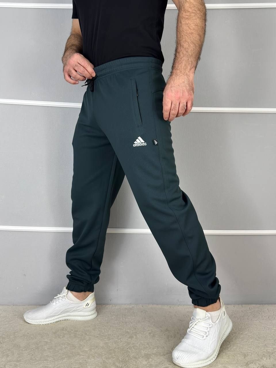 мужские спортивные штаны,штаны спортивные тонкие,брюки спортивные adidas,спортивные штаны мужские adidas,брюки спортивные мужские adidas арт. 10796772