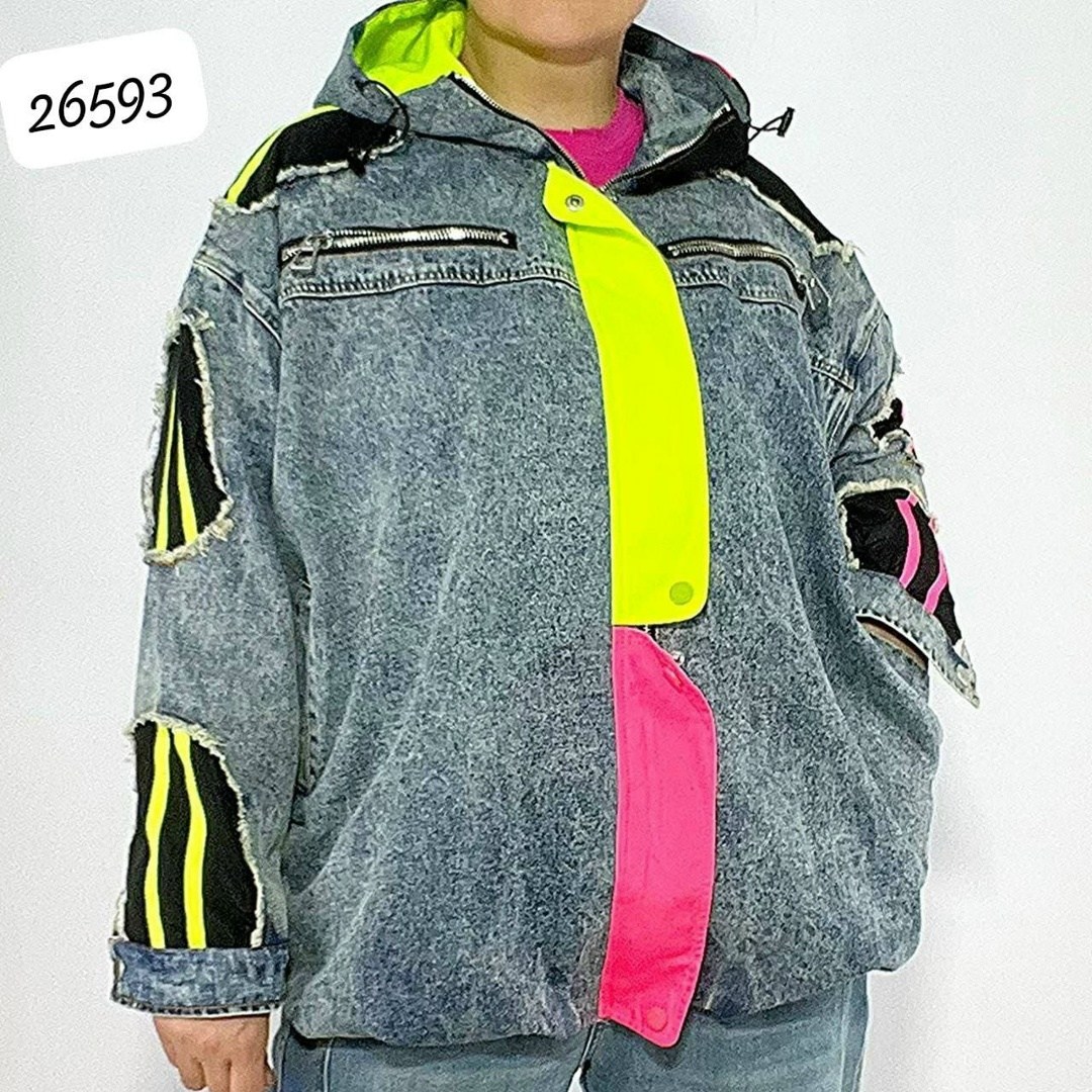 куртка джинсовая,женская джинсовая куртка,стильная куртка,куртка джинсовая с капюшоном,женская куртка