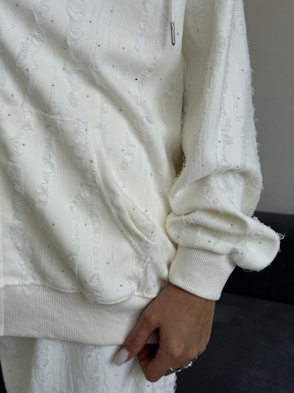 кофта кардиган,женская кофта,кардиган с капюшоном,белые костюмы,женский костюм