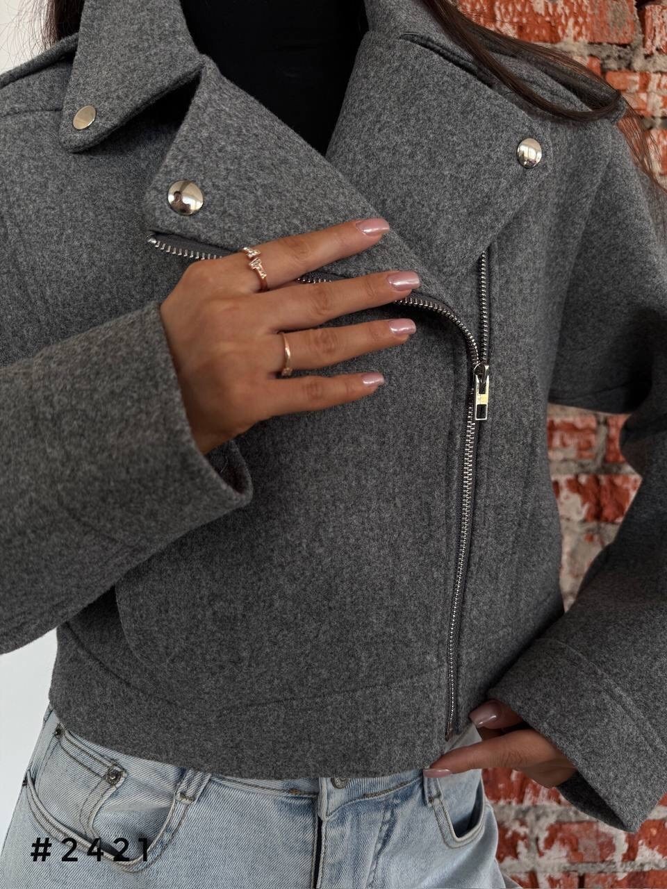 укороченная куртка,демисезонная куртка бомбер,женская куртка бомбер,женская куртка,бомбер женский оверсайз