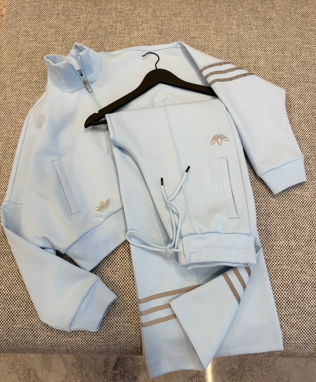 костюм женский,костюм спортивный женский,велюровый костюм,костюм женские спортивные костюмы,костюмы голубые