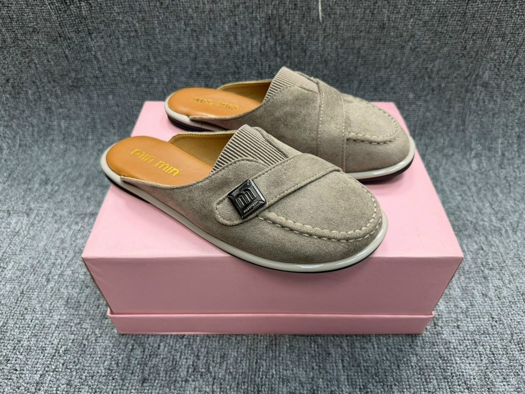 мюли miu miu,шлепанцы miu miu,женские шлёпанцы,мюли женские,