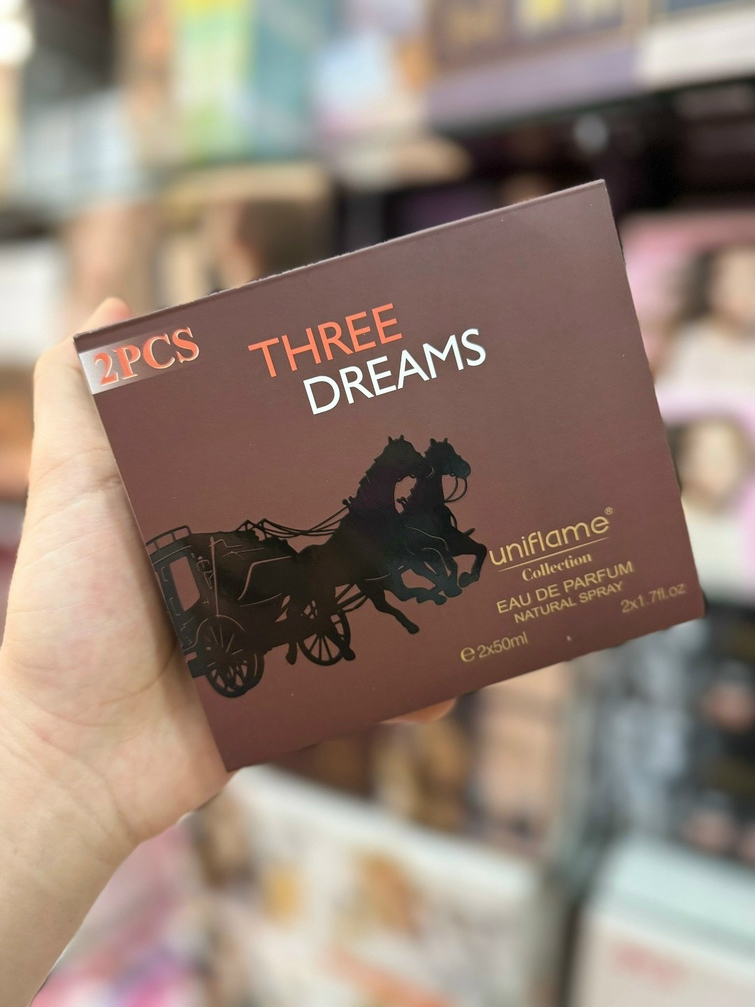 estee lauder modern muse le rouge,парфюмерия,кендалл дженнер,модель кендалл дженнер,парфюмерная вода estee lauder modern muse