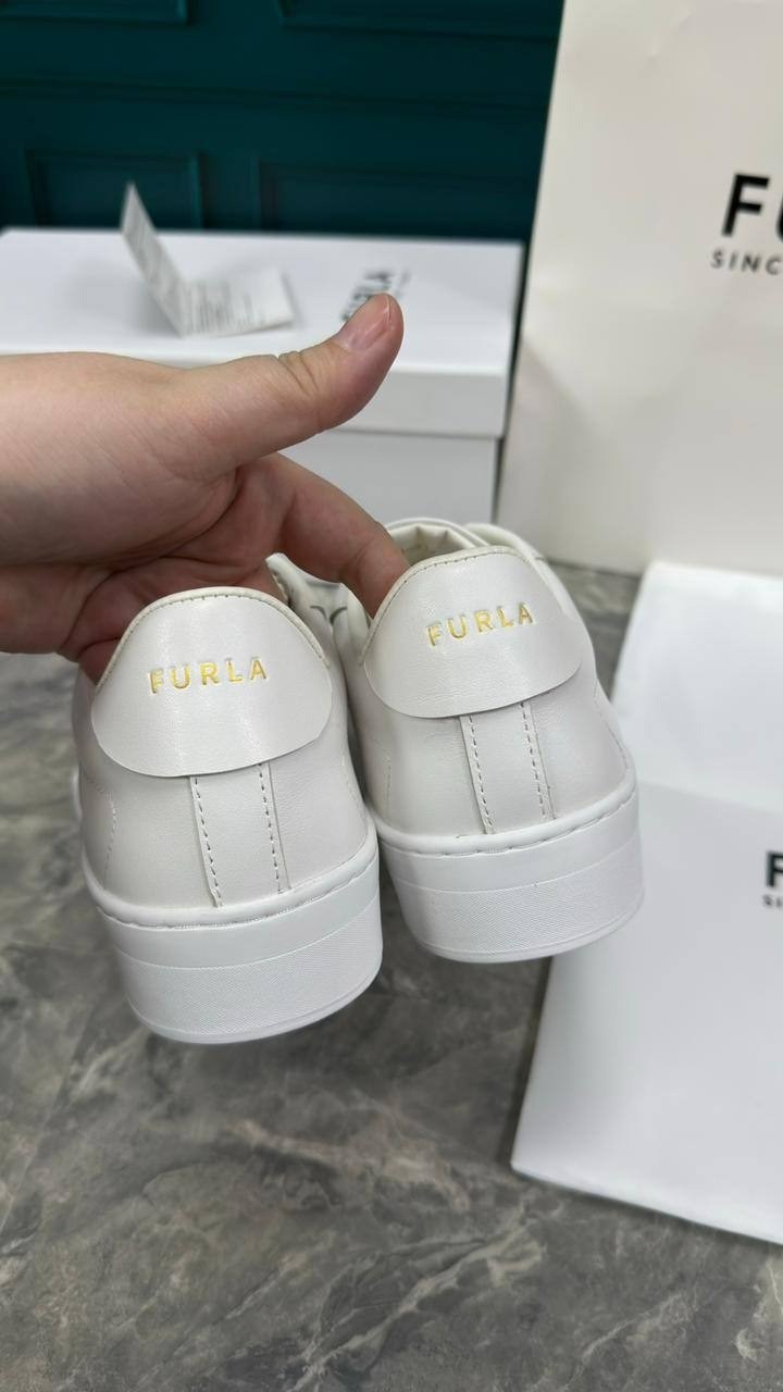 ,кроссовки женскиe,кроссовки женские и мужские,белые кроссовки,кеды женски