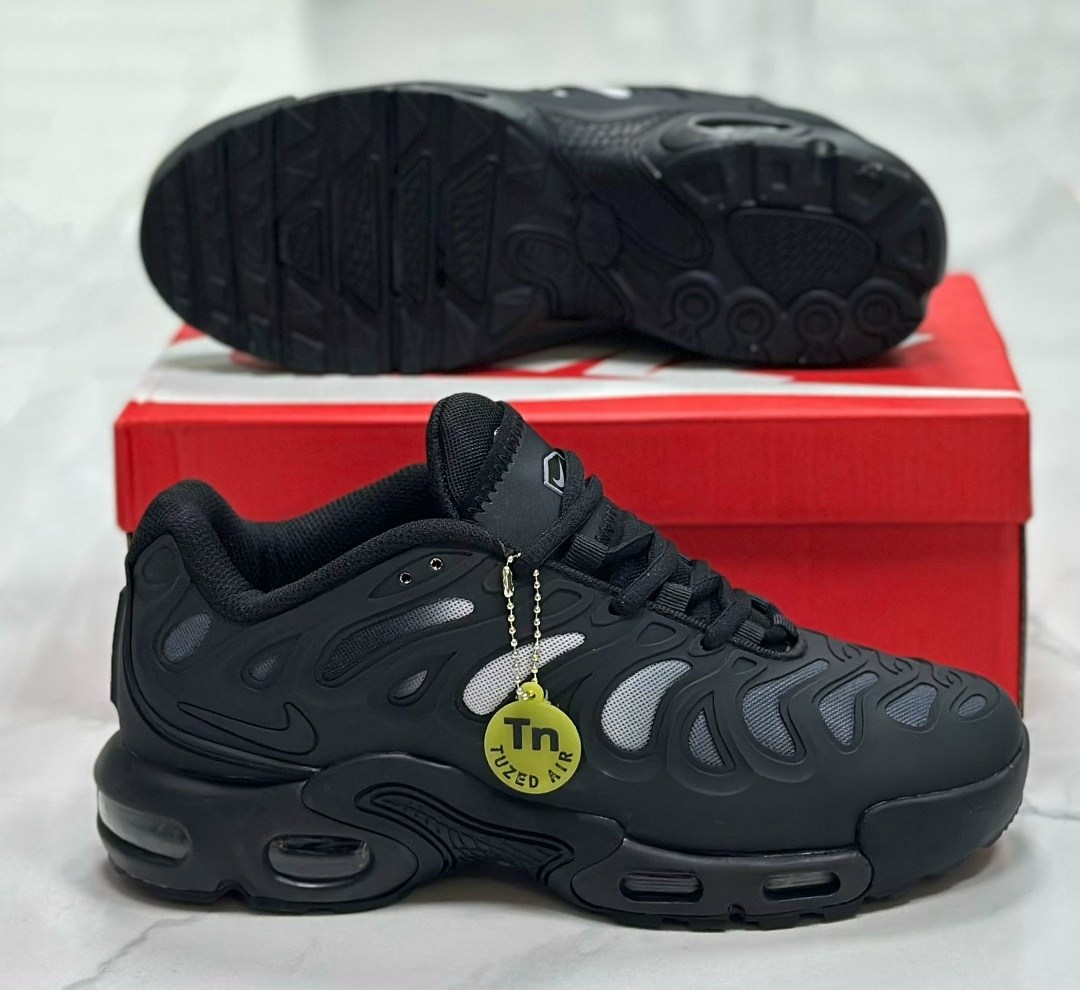 кроссовки nike air max plus tn,кроссовки nike air max plus,кроссовки мужские nike air max plus,кроссовки мужские nike air max tn plus,nike air max plus tn black