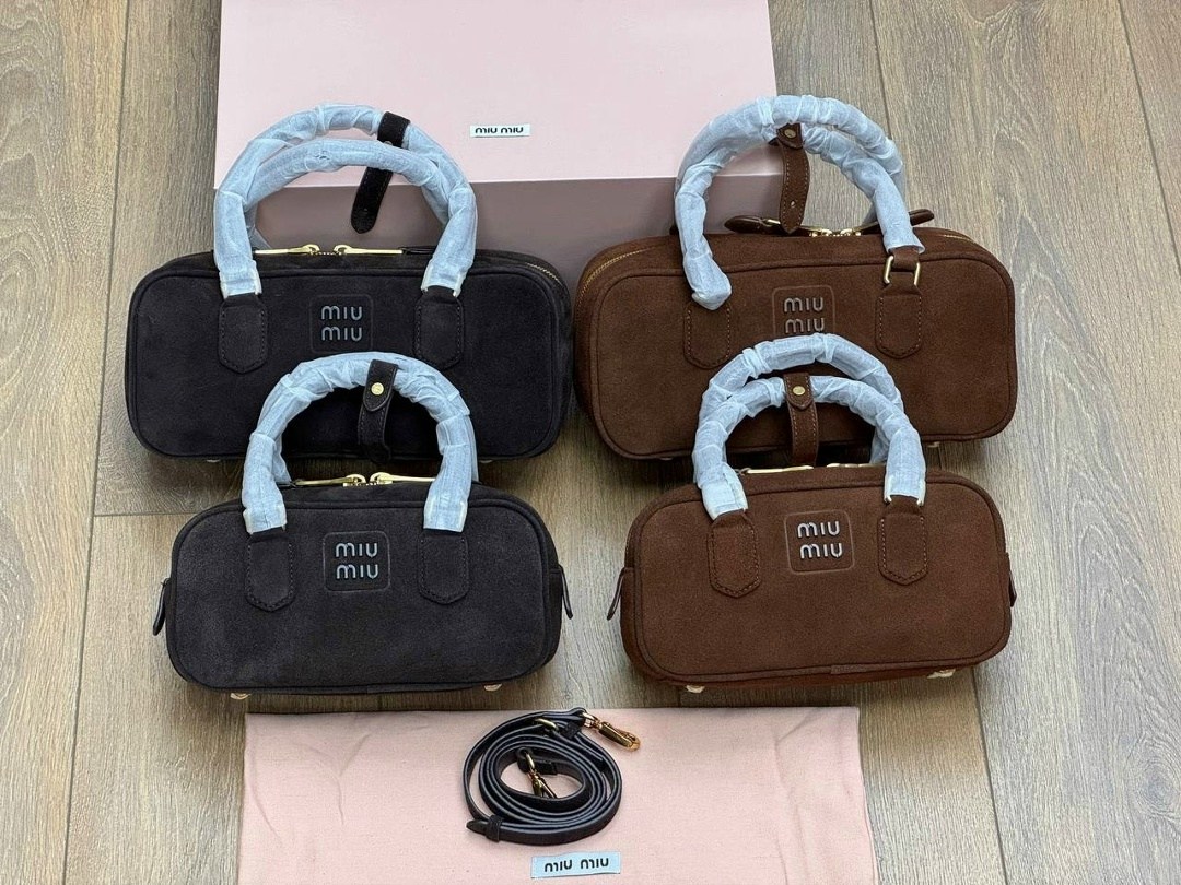 сумка miu miu,сумка в образе miu miu замша размер 28/14 см,замшевая сумка,сумка,женская замшевая сумка miu miu arcadie коричневая