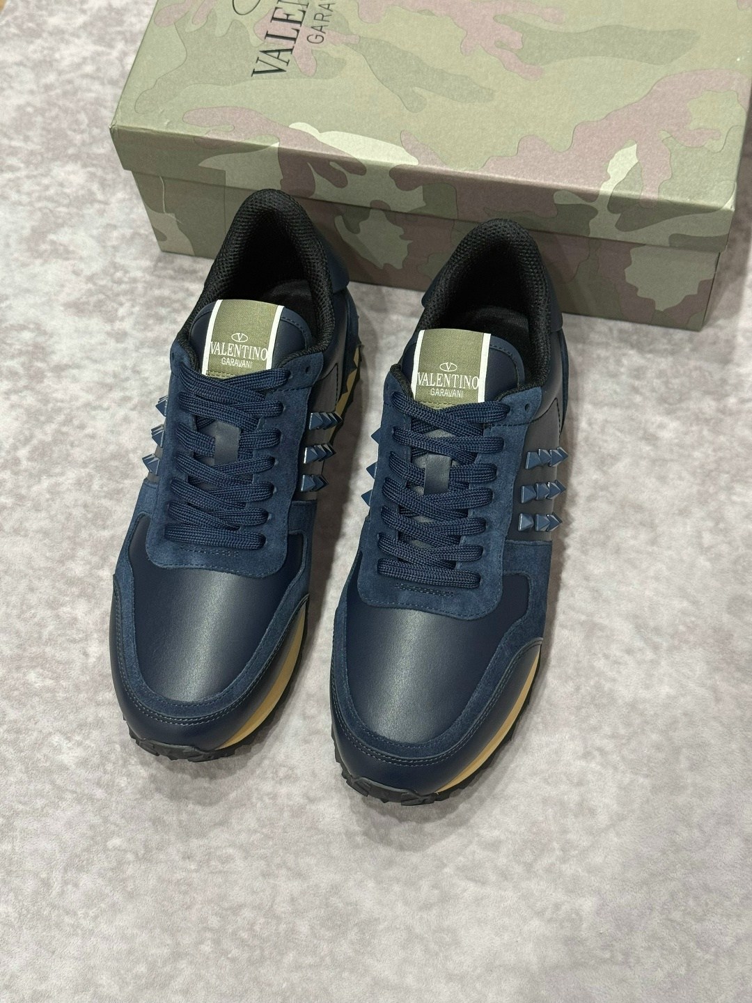 кроссовки валентино мужские оригинал,мужские кроссовки valentino,кроссовки valentino,кроссовки валентино мужские,