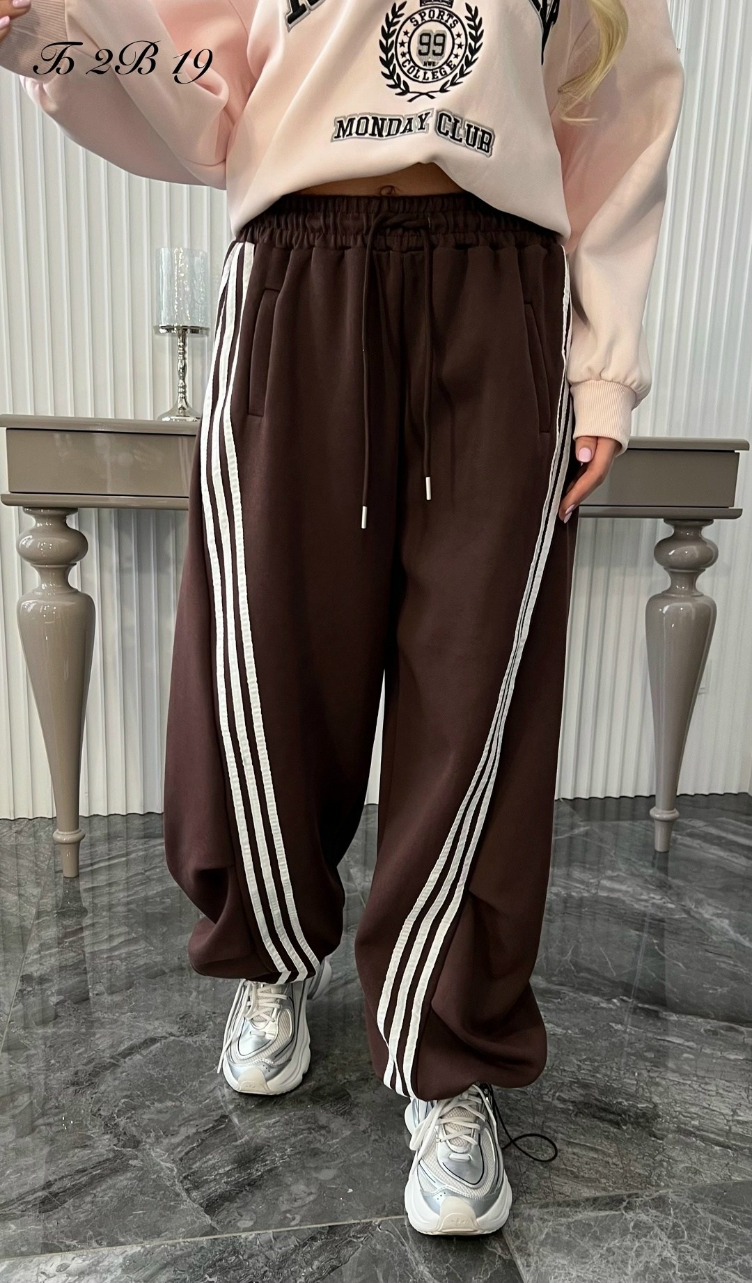 костюм спортивный женский,спортивный костюм,стильный спортивный костюм,костюм спортивные женские костюмы,женская спортивная одежда