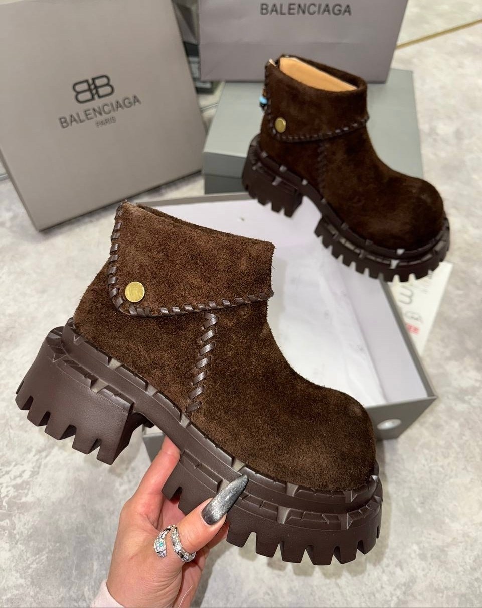 ботинки balenciaga,ботинки женские balenciaga модель 249094,ботинки женские balenciaga,ботинки челси balenciaga,баленсиага  2026