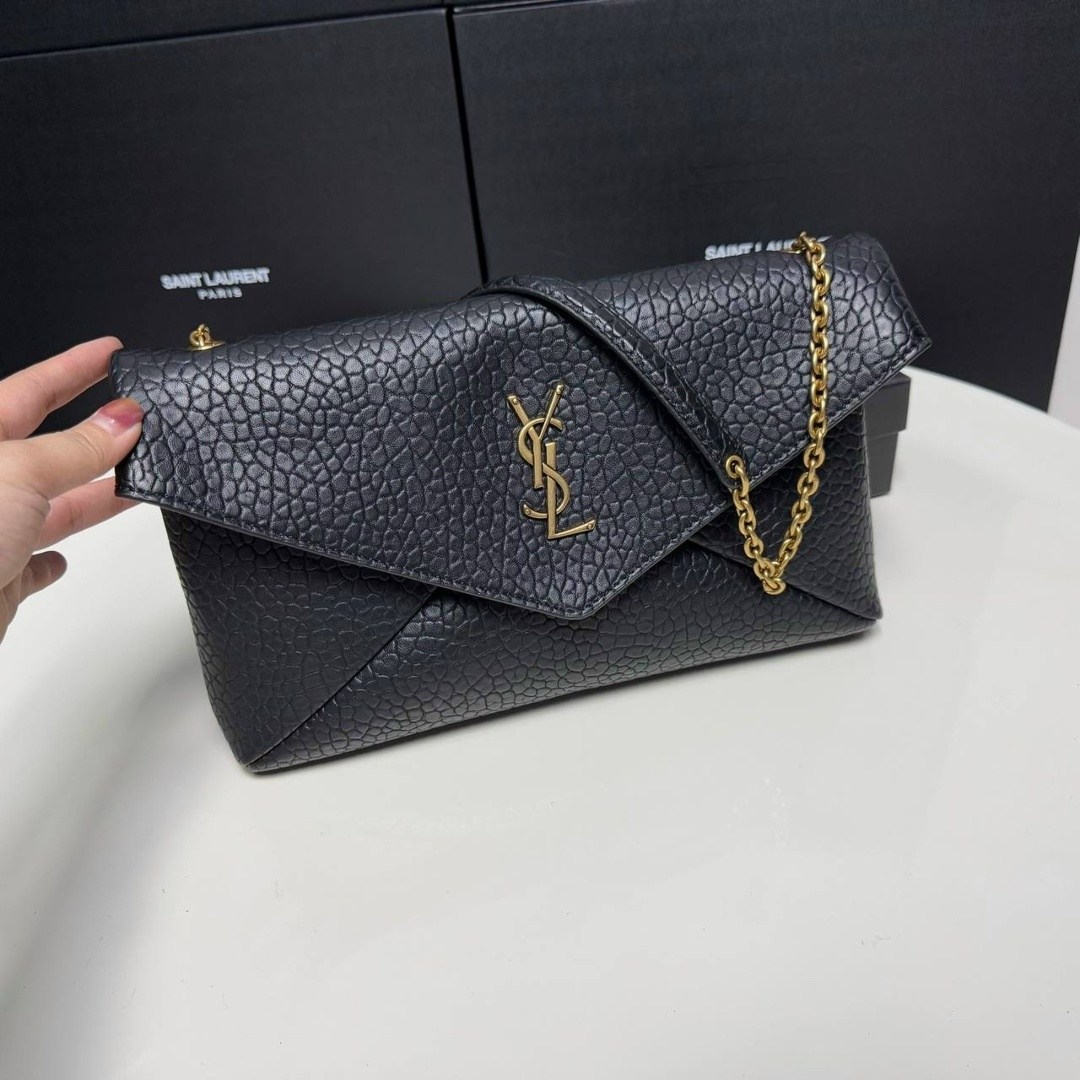 yves saint laurent сумка,клатч saint laurent,женский графитовый клатч на цепочке saint laurent,графитовый клатч cassandre saint laurent matelasse,клатч