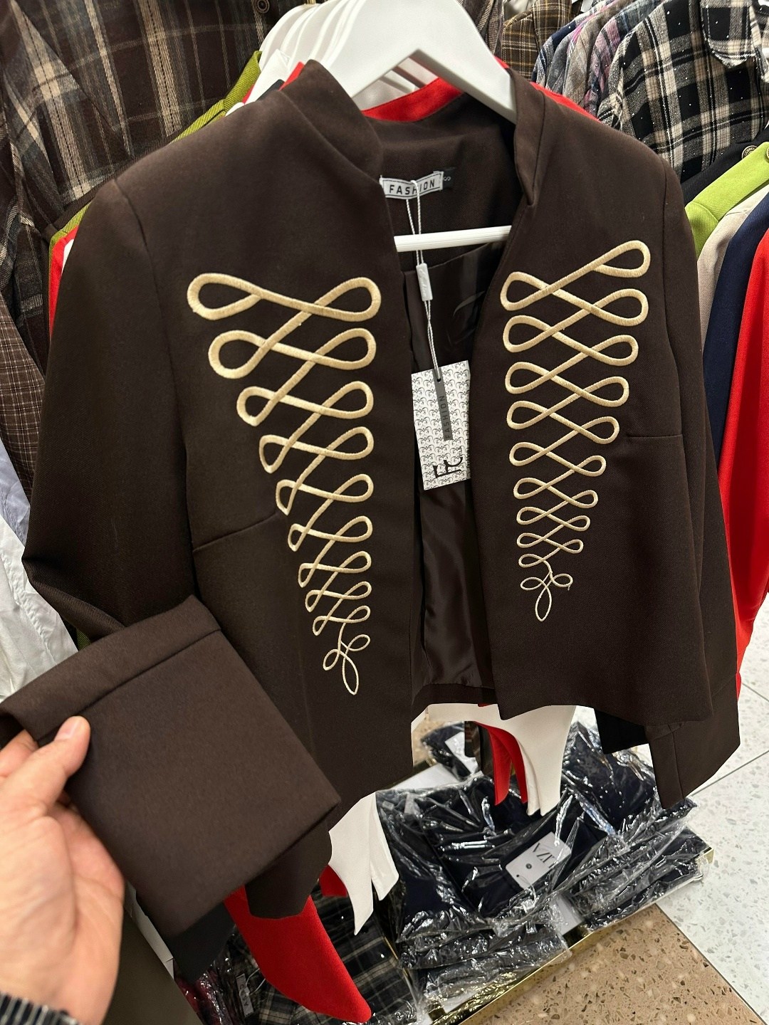 жакет в стиле милитари,жакет в гусарском стиле,пиджак в гусарском стиле,женский пиджак в гусарском стиле,жакет balmain гусарский