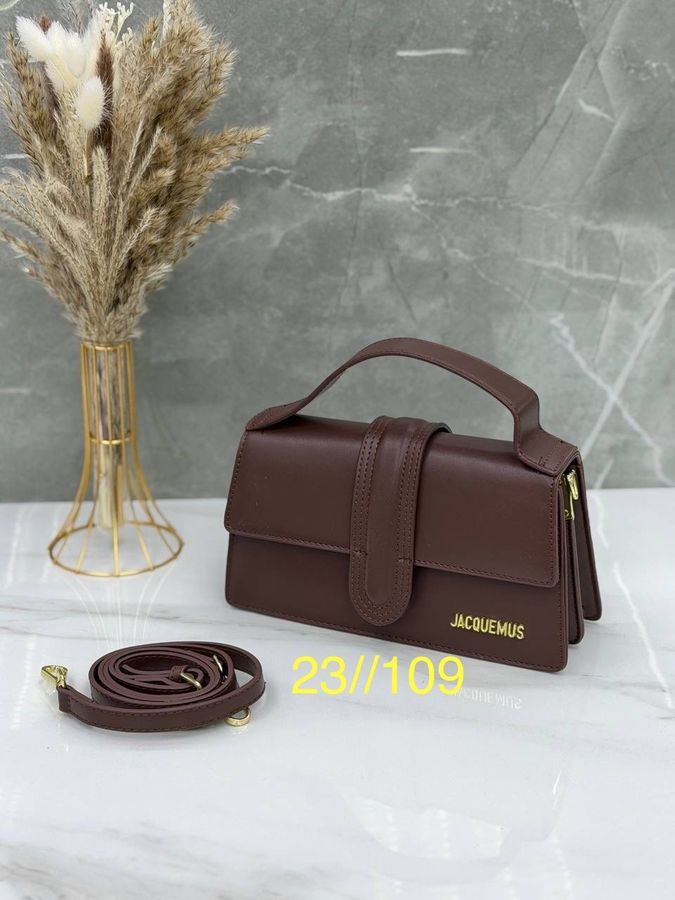 сумка jacquemus,женская сумка jacquemus,сумка jacquemus le bambino,женская сумка jacquemus la bambino из натуральной кожи,сумка