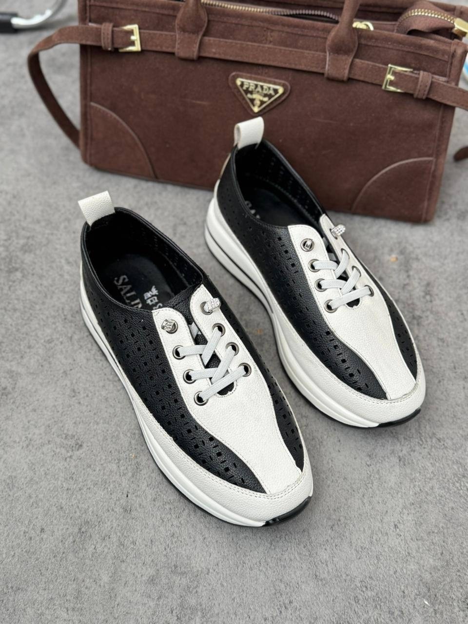 ,кроссовки женскиe, женская,женские кеды,лоферы с перфорацией