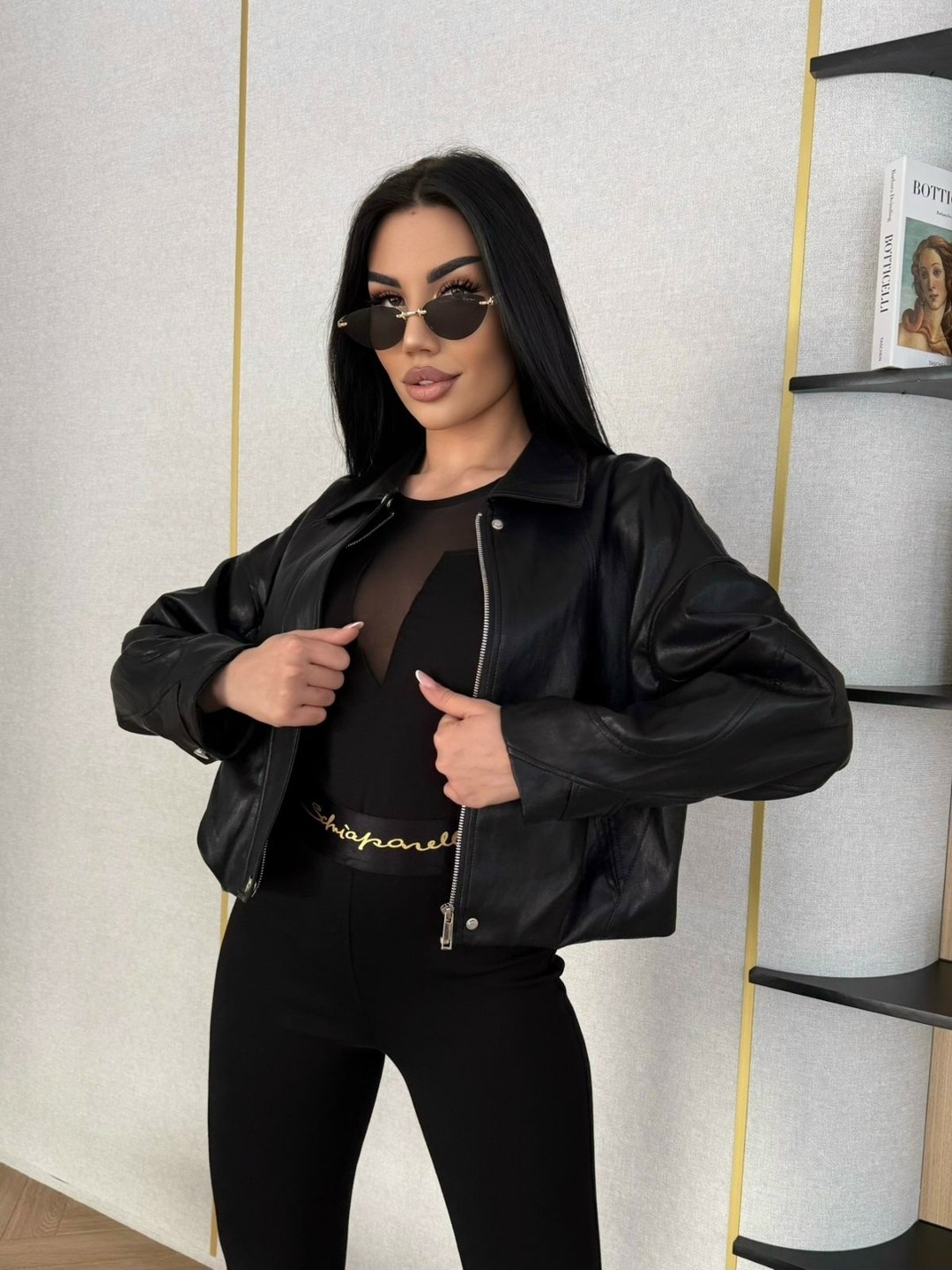 брюки женские кожаные,брюки из экокожи,брюки клеш,брюки клеш из экокожи,кожаная куртка женская