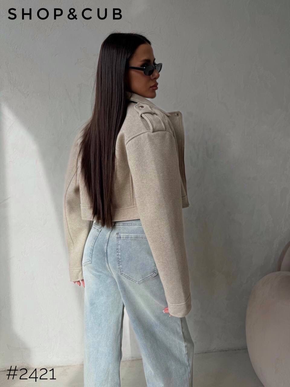 укороченная куртка,демисезонная куртка бомбер,женская куртка бомбер,женская куртка,бомбер женский оверсайз