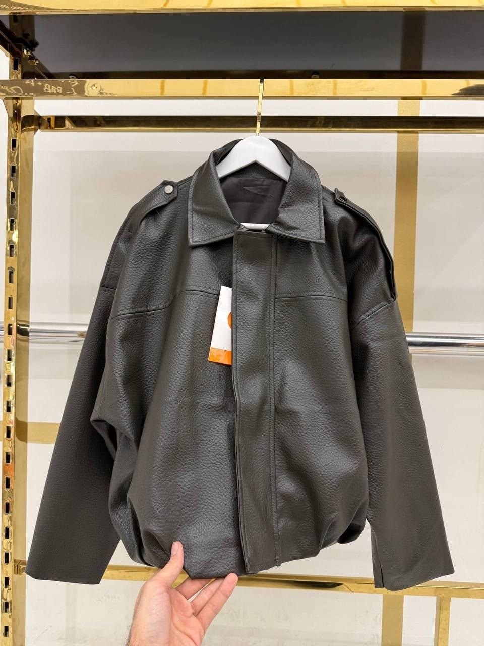 женская куртка из искусственной кожи,куртка кожаная,женская кожаная куртка,бордовая кожаная куртка,модная женская кожаная куртка из искусственной кожи