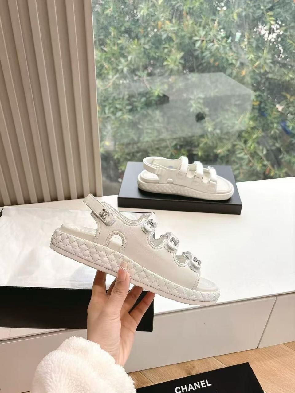 сандалии chanel,босоножки шанель,босоножки chanel,сандалии модные,женские сандалии