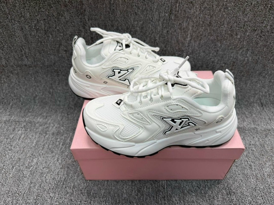 спортивная ,кроссовки женскиe,кроссовки,кроссовки balenciaga,кроссовка мужской