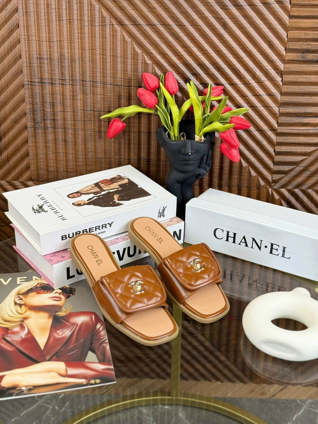 шлепанцы chanel,шлепанцы шанель черные,шлепки шанель,шлепанцы женские,женские шлепанцы chanel