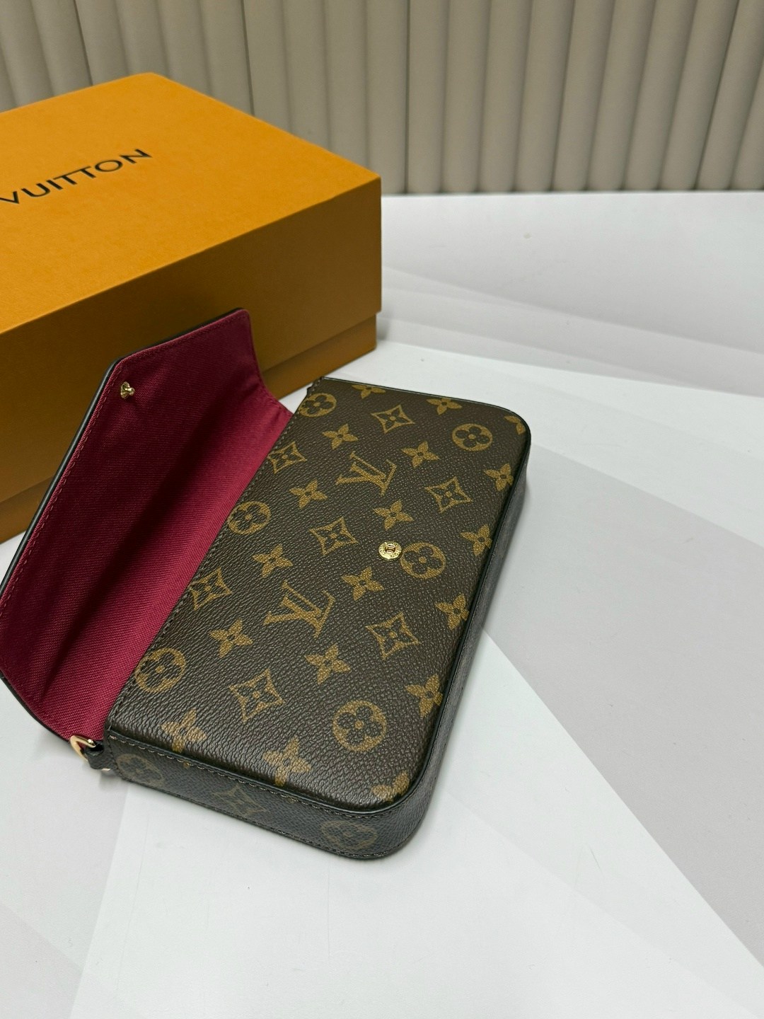 луи виттон сумка,сумка louis vuitton pochette felicie,сумка-клатч louis vuitton pochette felicie,louis vuitton сумка,сумка женская louis vuitton