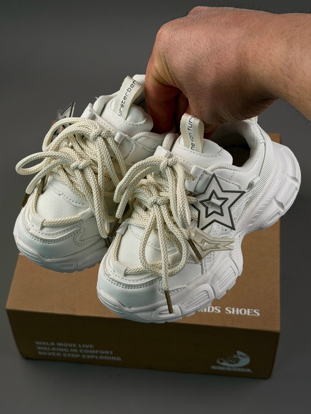 кроссовки,детские кроссовки,модные кроссовки,женские кроссовки, кроссовки