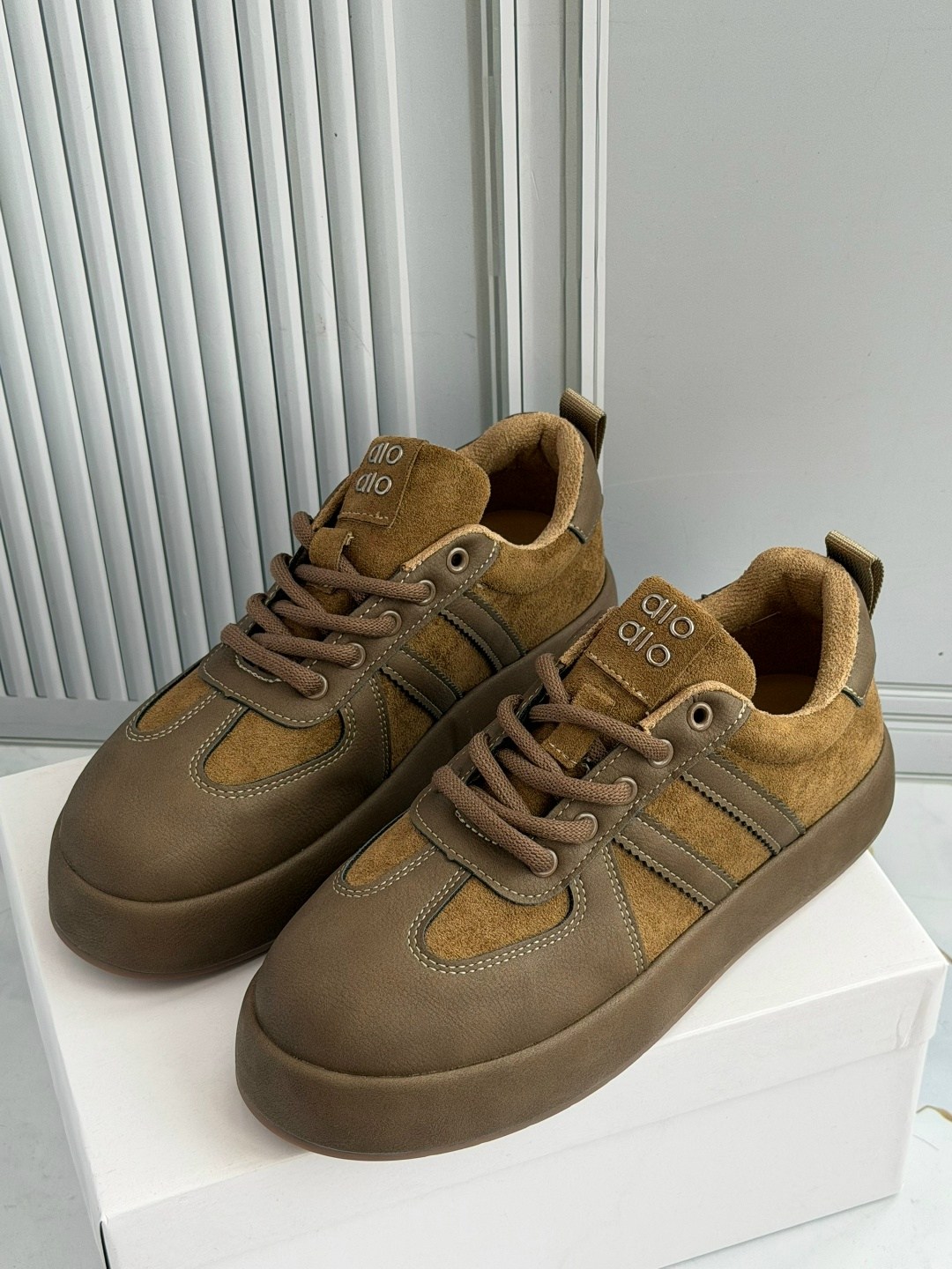 ,повседневные кроссовки,женские кроссовки,женская ,обуви