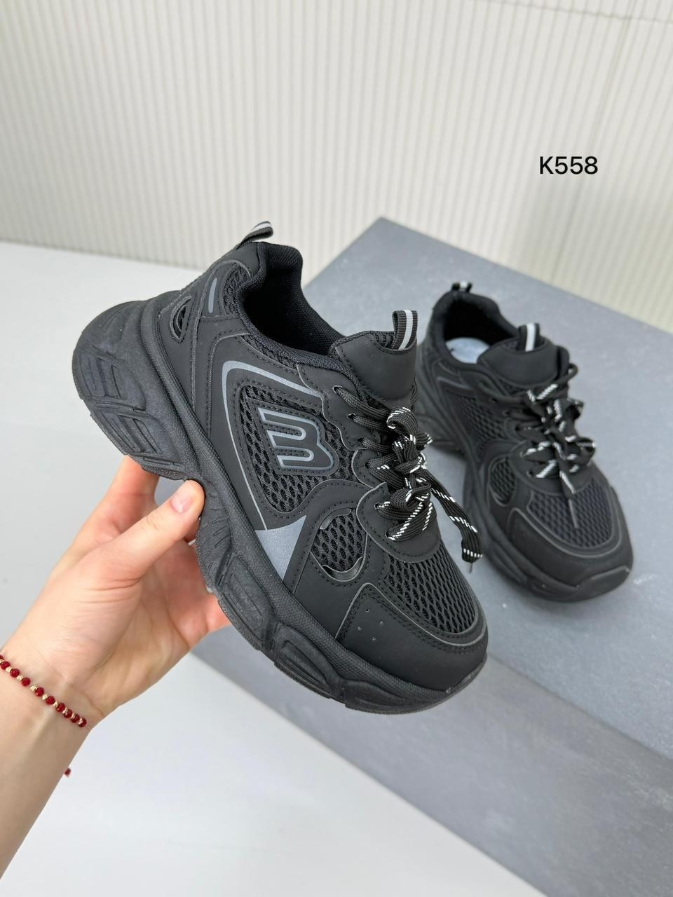 женские кроссовки,,кроссовки женские белый,белые кроссовки,спортивная