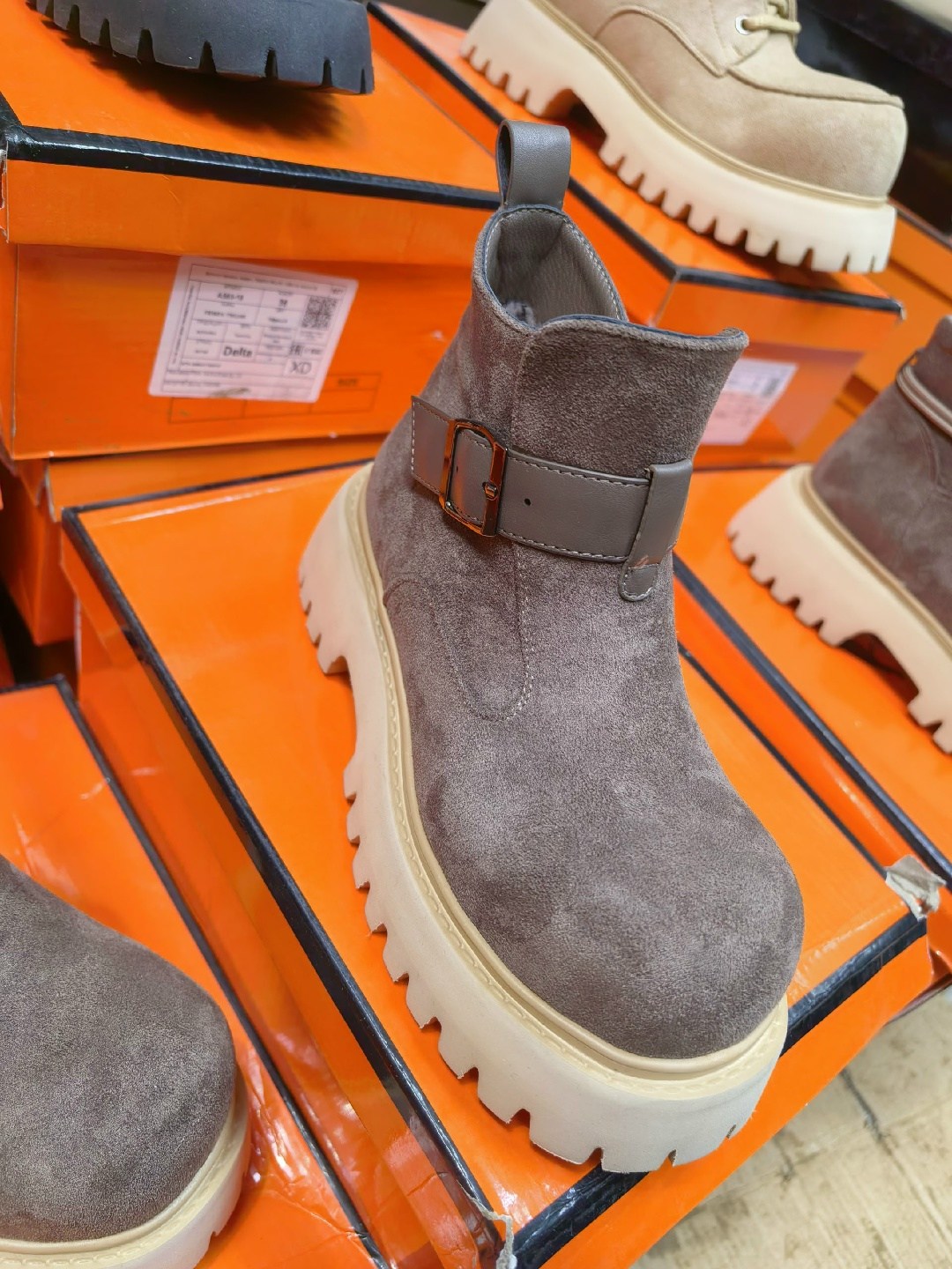 ,ботинки женские,женские ботинки зимние,замшевые ботинки,женская