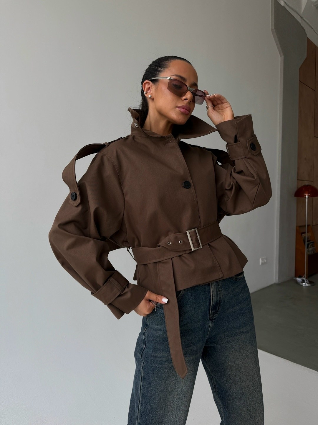 легкая куртка,куртка тренч,куртка с поясом,тренч укороченный fashion concept,куртка