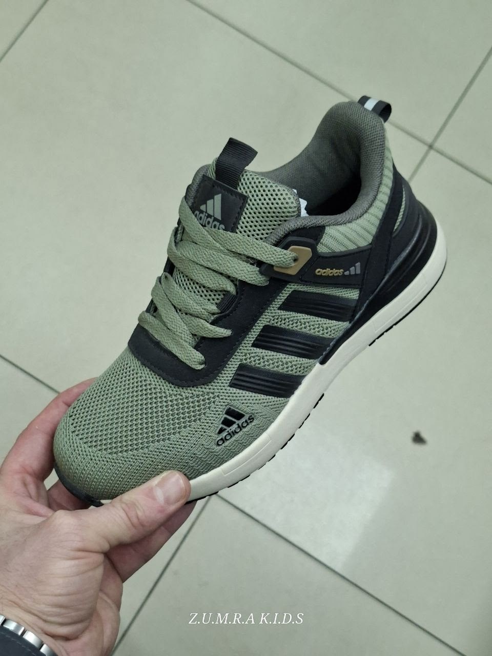 кроссовки мужские adidas,кроссовки adidas,мужские кроссовки,популярные кроссовки,кроссовки мужские текстиль