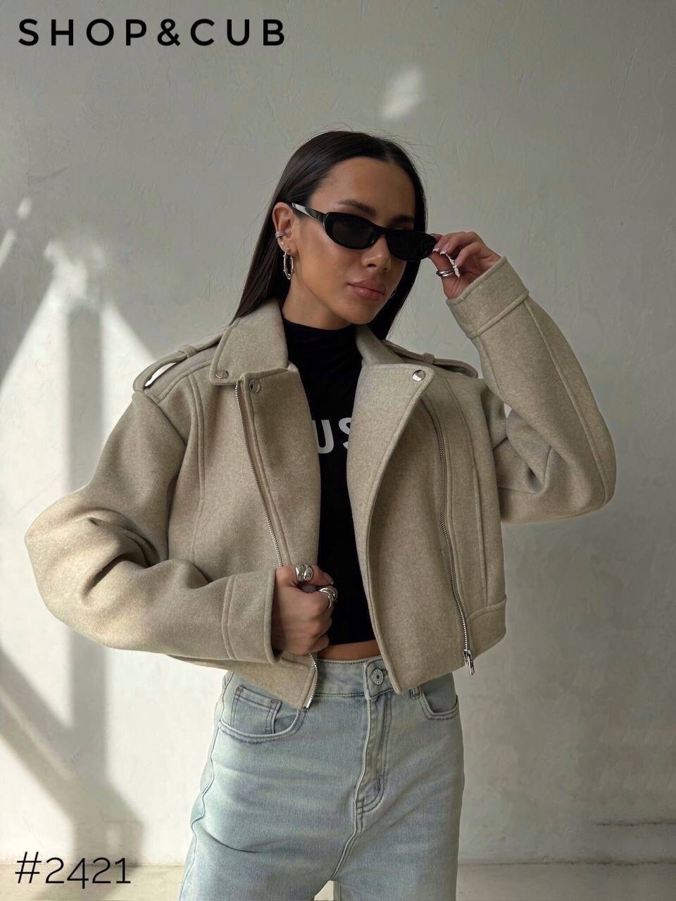 укороченная куртка,демисезонная куртка бомбер,женская куртка бомбер,женская куртка,бомбер женский оверсайз