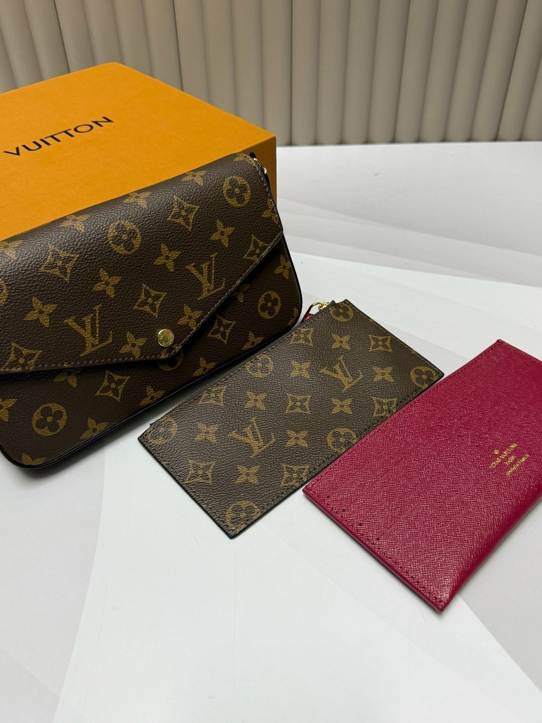 луи виттон сумка,сумка louis vuitton pochette felicie,сумка-клатч louis vuitton pochette felicie,louis vuitton сумка,сумка женская louis vuitton