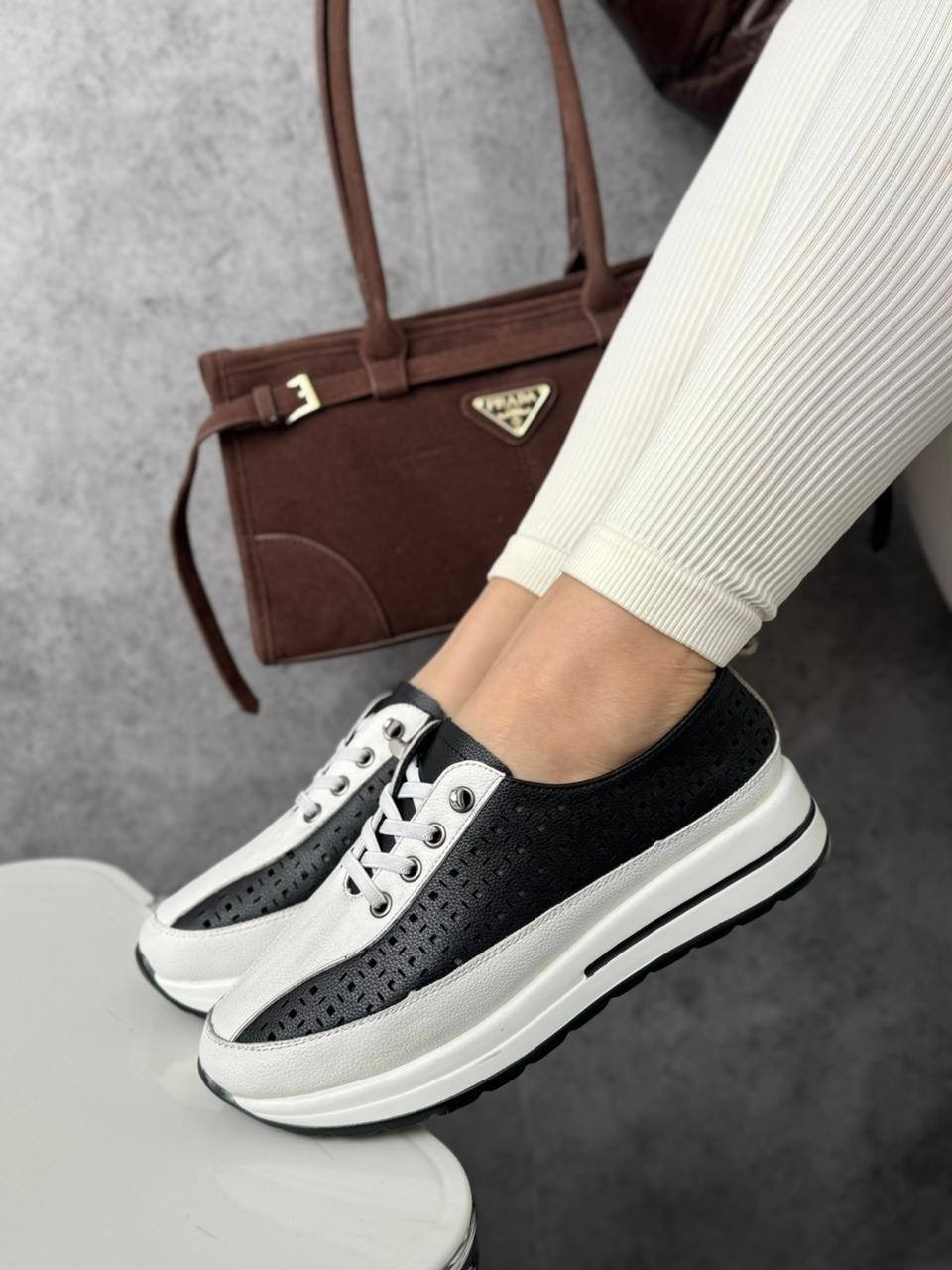 ,кроссовки женскиe, женская,женские кеды,лоферы с перфорацией