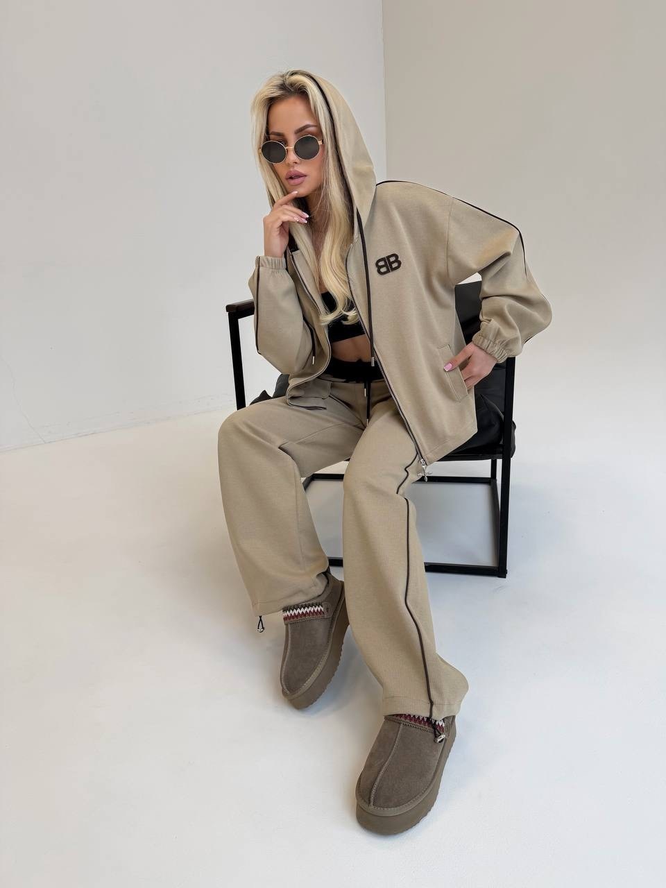 костюм спортивный,женский спортивный костюм,спортивные костюмы оверсайз,спортивный костюм loro piana,cпортивный костюм женский теплый