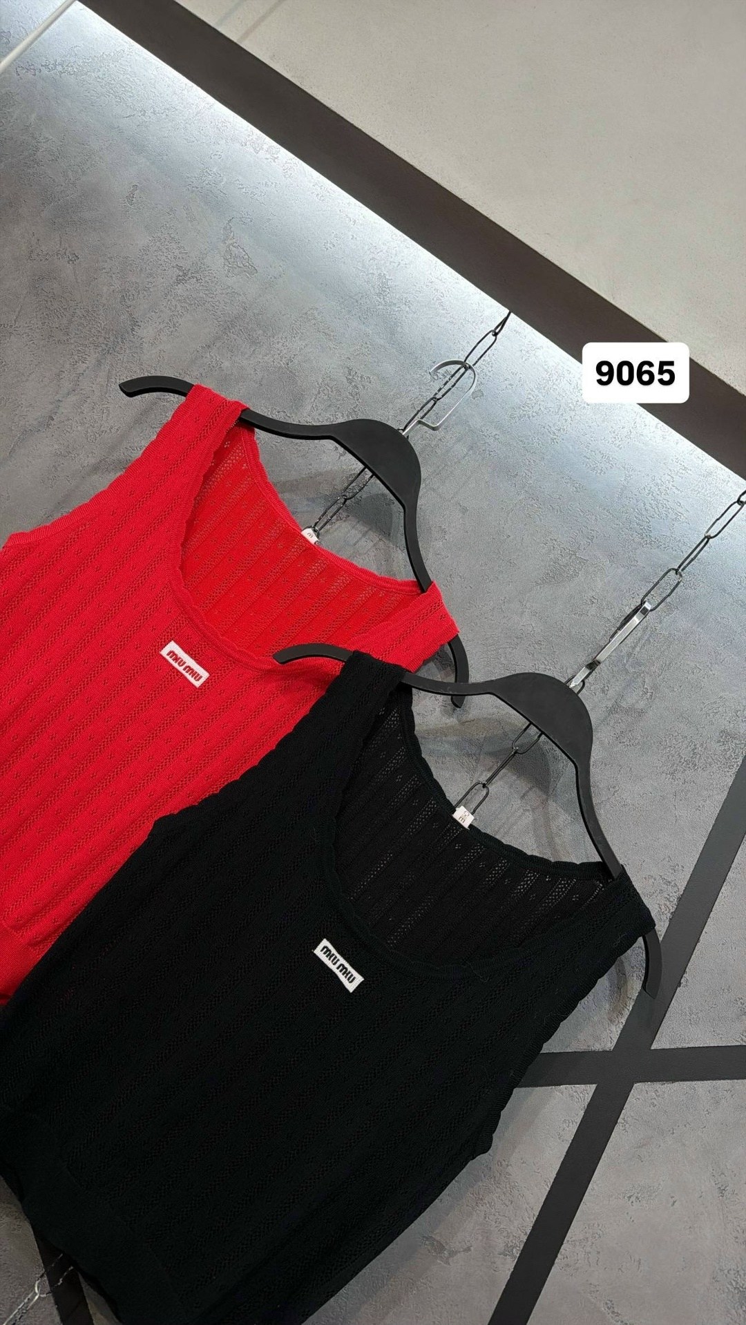 женский вязаный жилет,жилет вязаный,вязаные топы,брендовые вещи,стильная майка