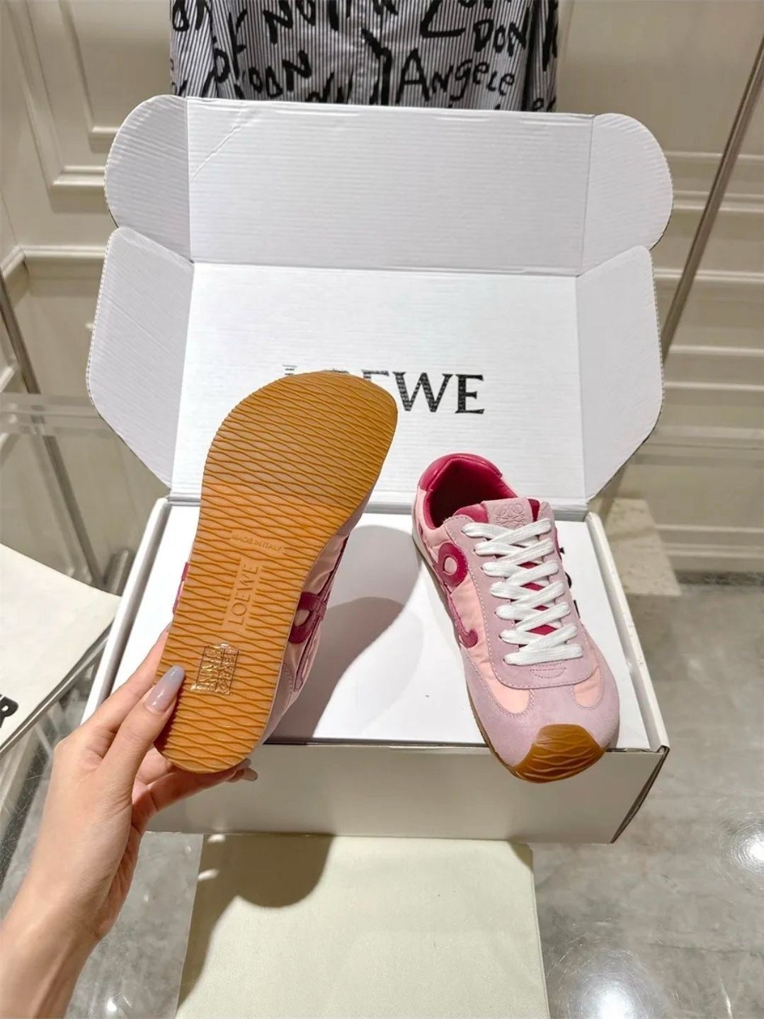 кроссовки loewe,,женские кроссовки,кроссовки брендовые,кроссовки для женщин