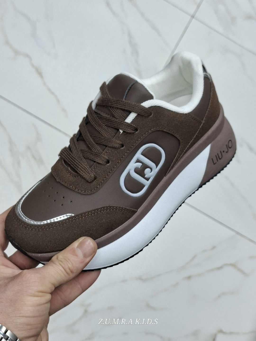 женские кроссовки,,спортивная ,женская ,кроссовки