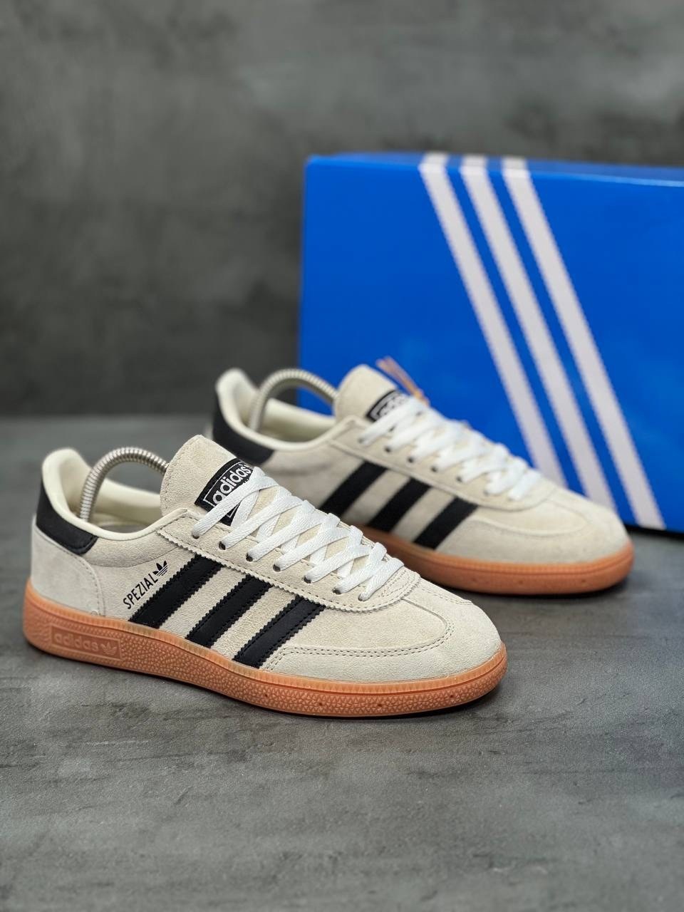 кроссовки adidas spezial,adidas handball spezial,кроссовки adidas handball spezial,женские кроссовки adidas handball spezial,adidas кроссовки handball spezial w алюминиевые черные