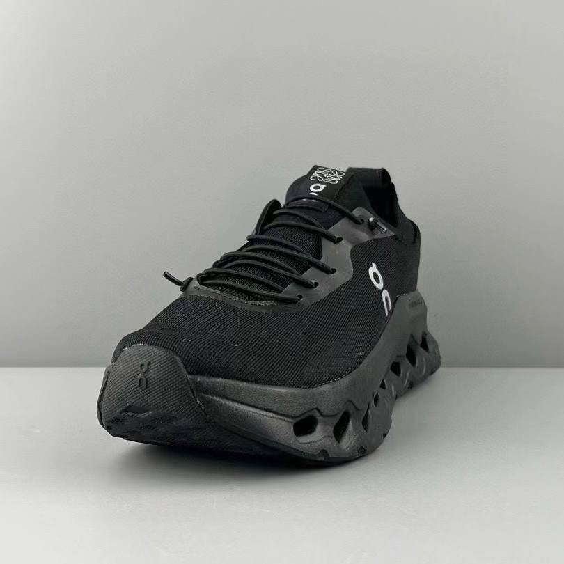 кроссовки loewe x wmns cloudtilt all navy синий,кроссовки loewe,кроссовки,кроссовки on running cloudtilt loewe all navy,кроссовки loewe x wmns cloudtilt black черный