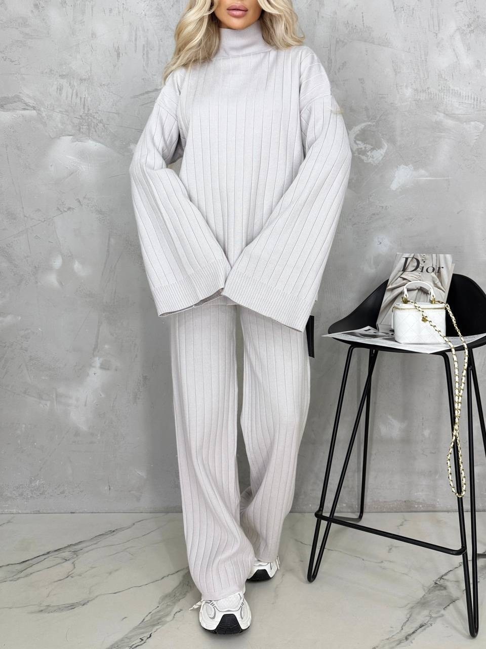 трикотажные костюмы,женский костюм вязаный,трикотажные костюмы женские,вязаные костюмы,костюмы брючные