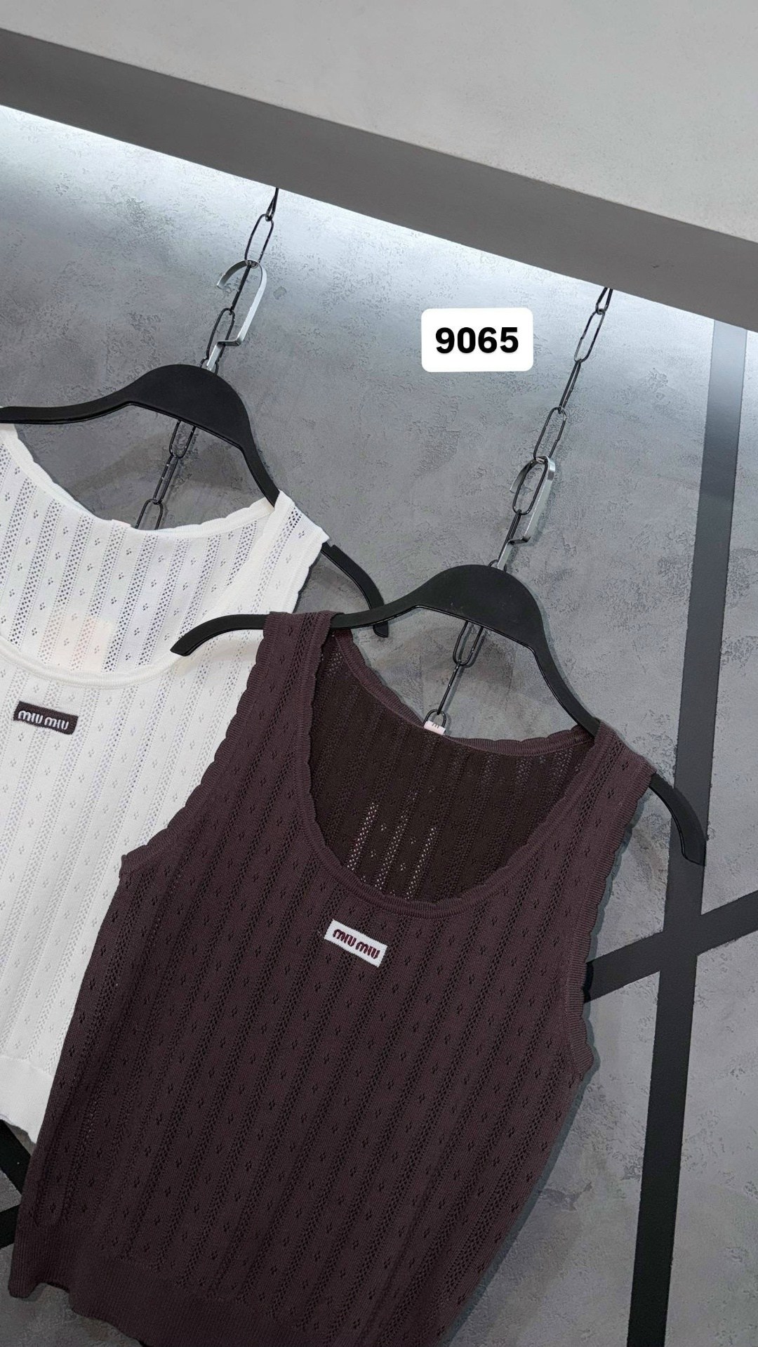 женский вязаный жилет,жилет вязаный,вязаные топы,брендовые вещи,стильная майка