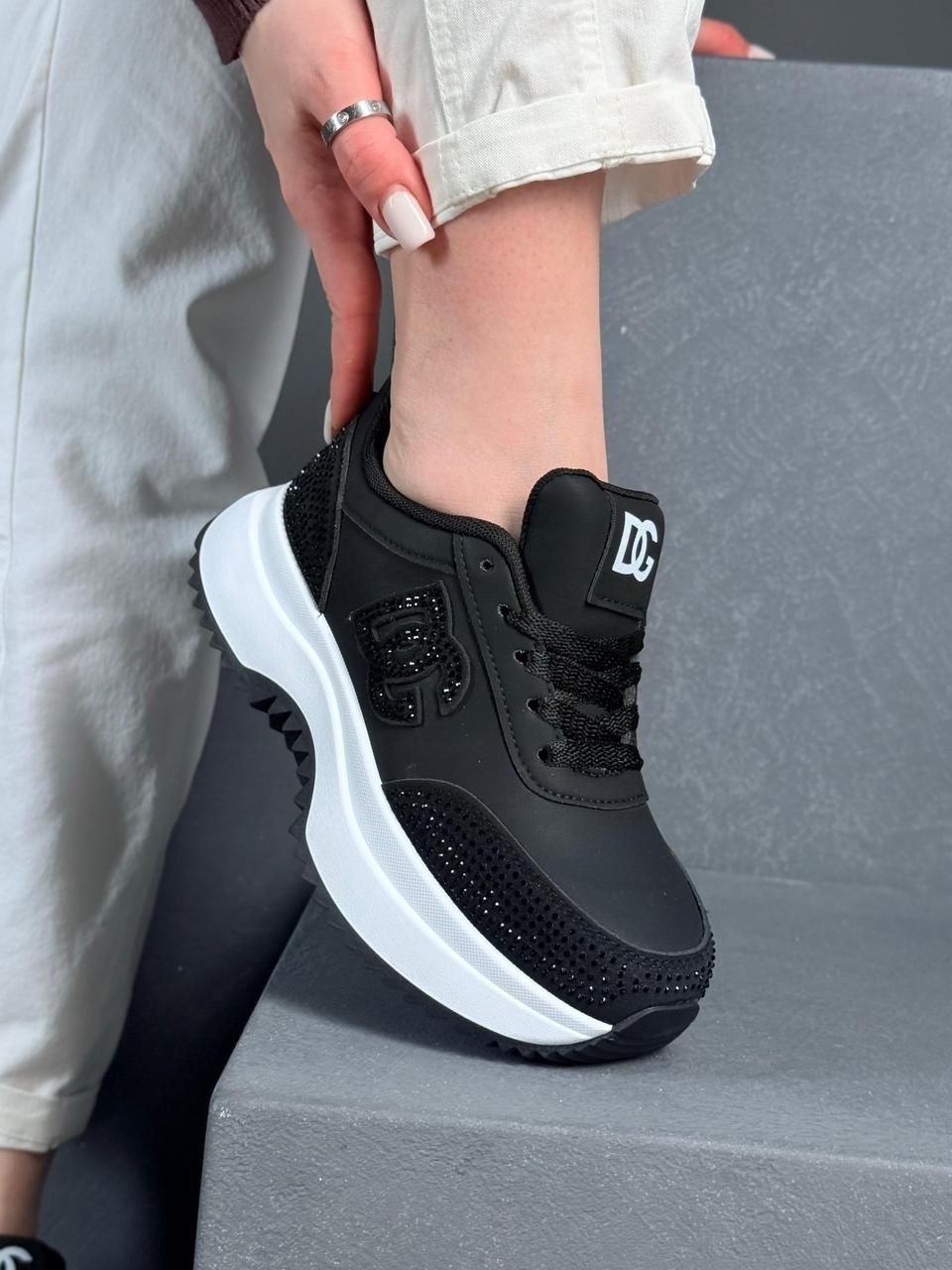 ,женские кроссовки,кроссовки модные,кроссовки кеды, женская кроссовки