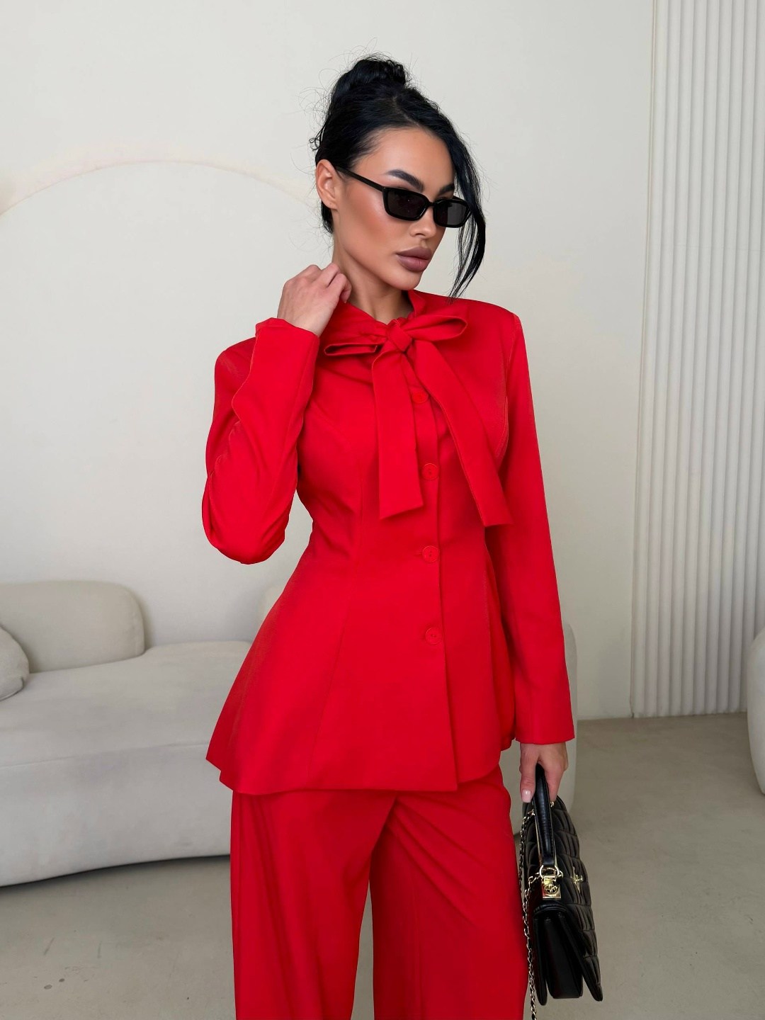 красный брючный костюм палаццо,костюм dilanavip 1992 красный,костюм брючный,брючный костюм dilana vip 1992 красный,женский брючный костюм