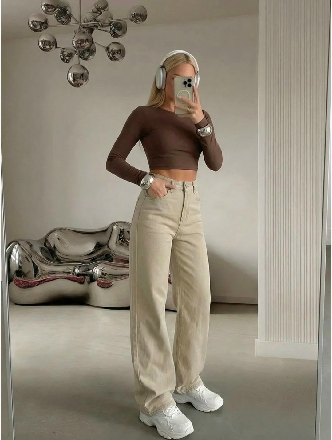 бежевые джинсы,светлые брюки,женские джинсы,джинсы широкие,джинсы женские широкие