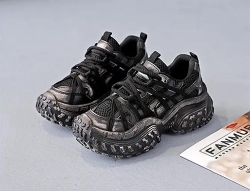 ,кроссовки женские,женские массивные кроссовки,черные массивные кроссовки женские,массивные кроссовки