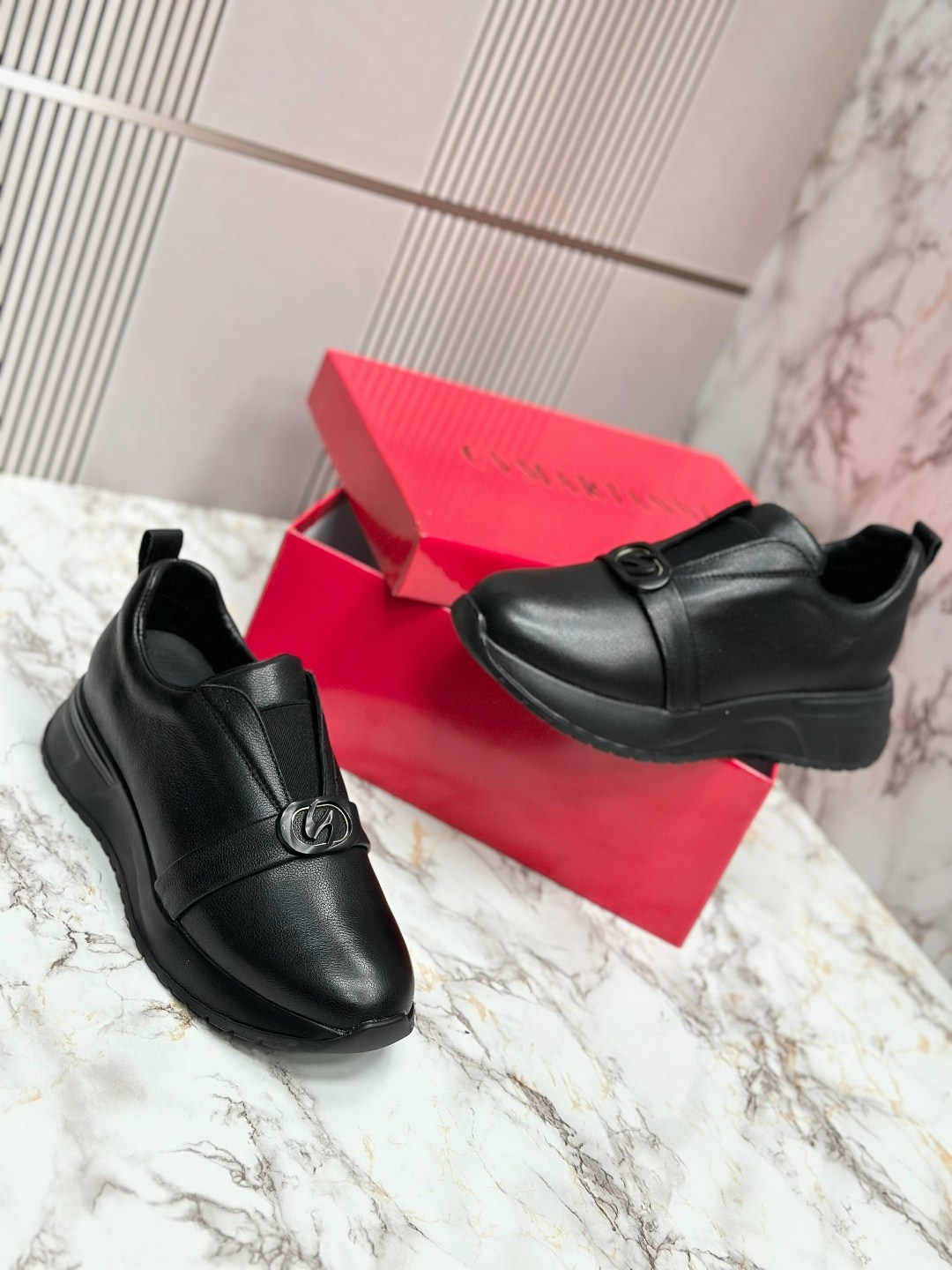 , женская,кроссовки женскиe,обуви,модная женская