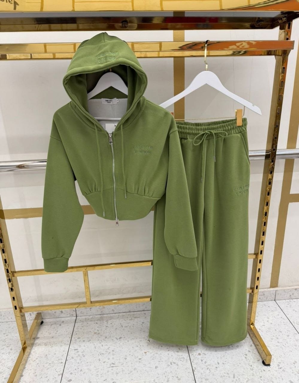 спортивный костюм женский,спортивный костюм,женский костюм,,костюм женский тройка