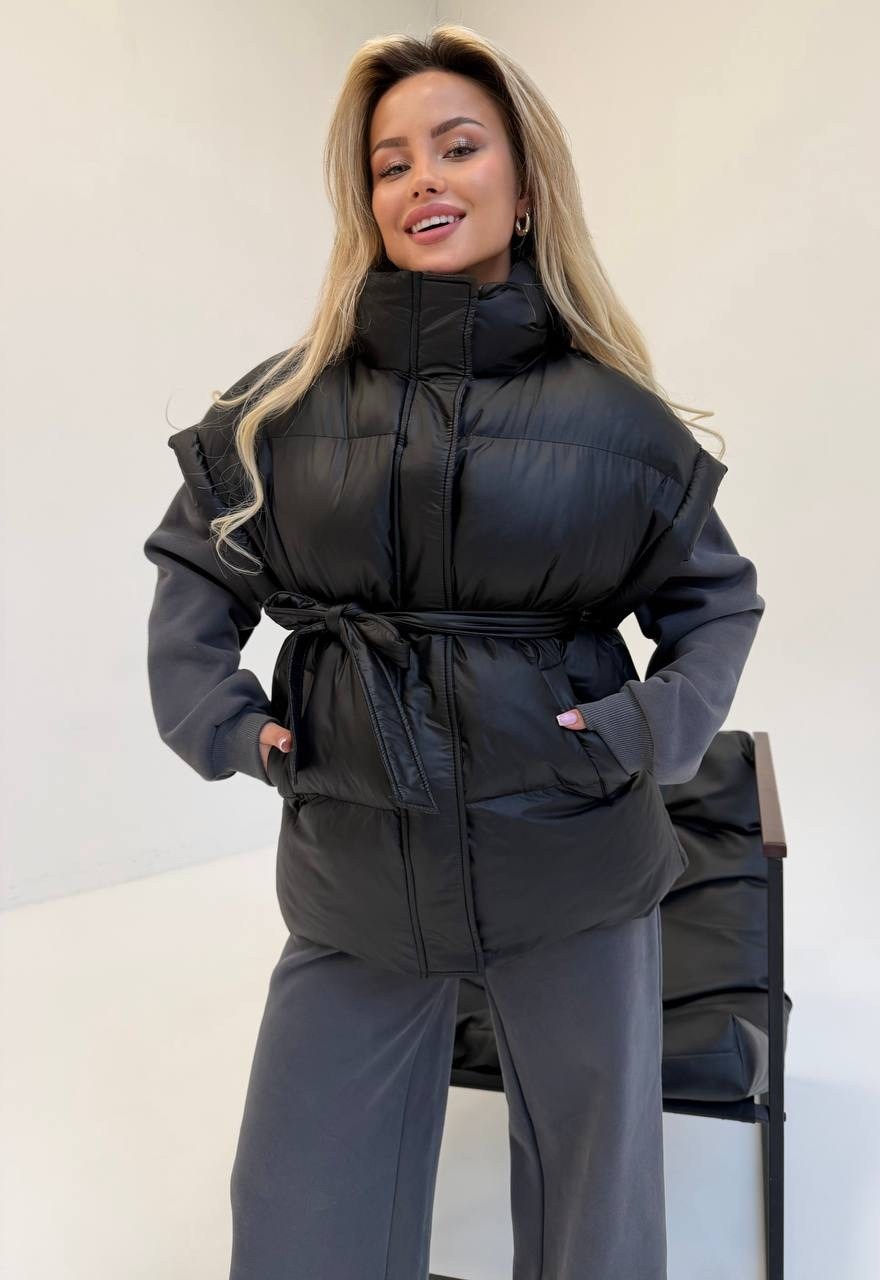 женская жилетка,жилетка на синтепоне,жилет с поясом,жилетка с поясом,жилет демисезонный